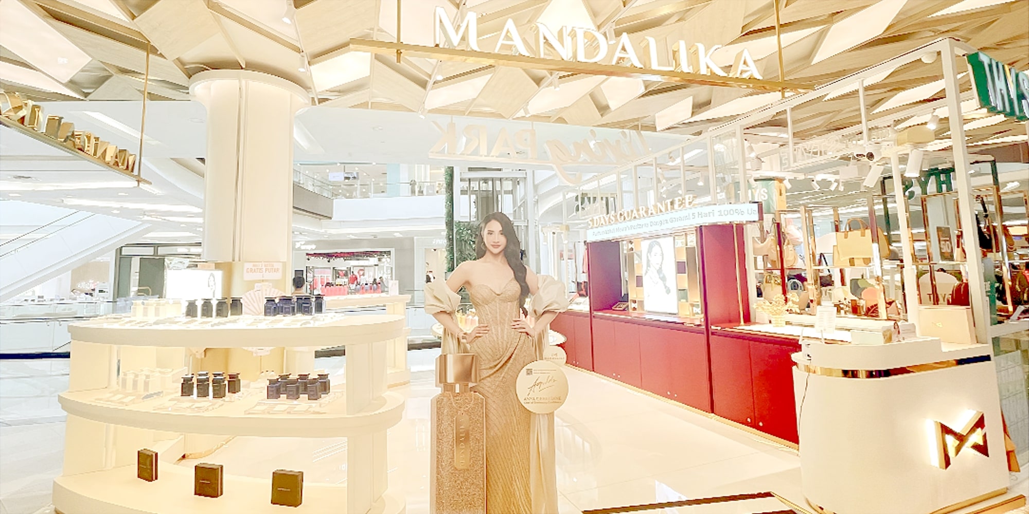 Living World Alam Sutera Tangerang